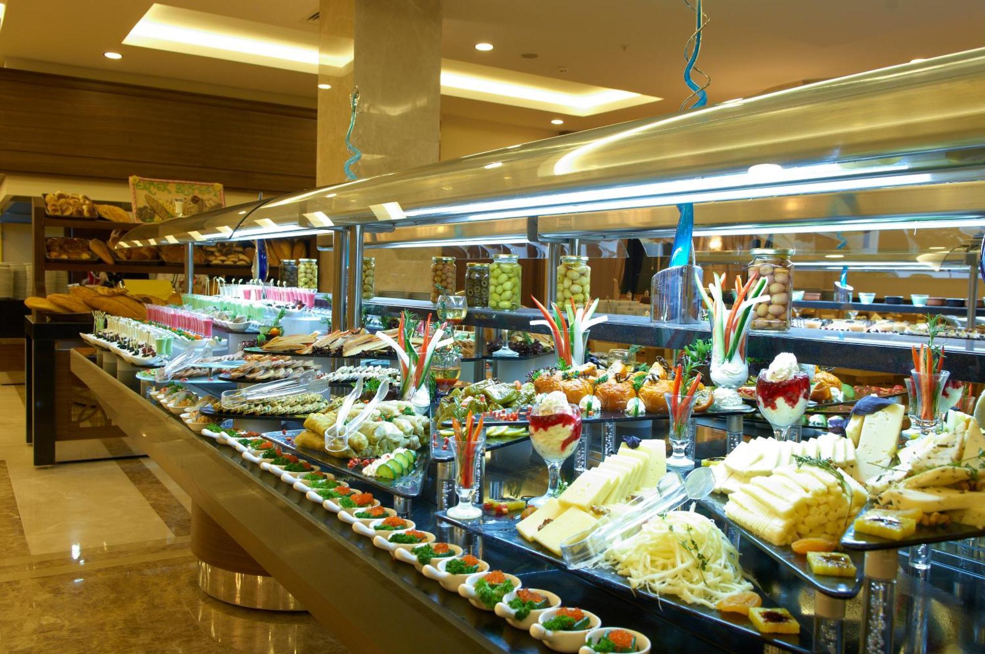 赛峰温泉度假村三迪克酒店 Sandıklı 外观 照片